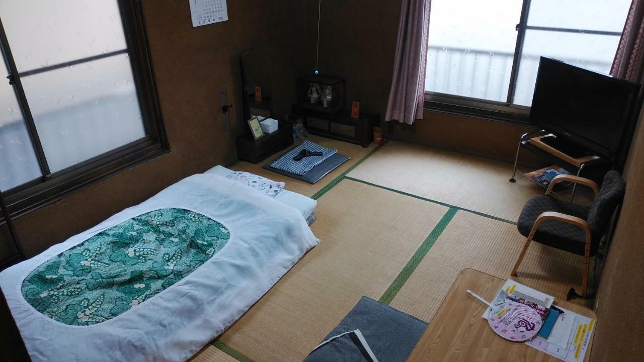 Walking Pilgrimage Hotel Tokiwa Ryokan Ozu  Exteriér fotografie